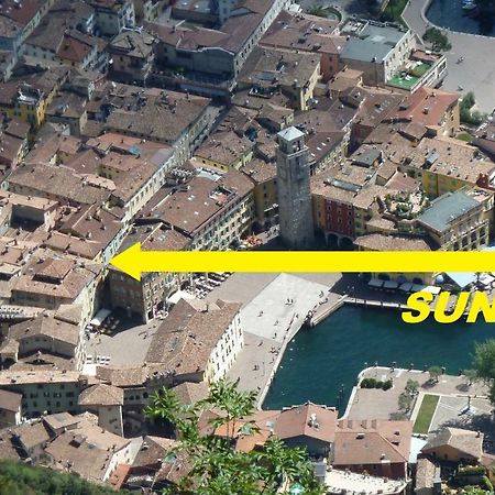 Appartamento Sunrise - Centro Storico N1 Riva del Garda Exterior photo