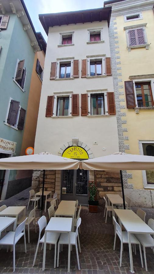 Appartamento Sunrise - Centro Storico N1 Riva del Garda Exterior photo