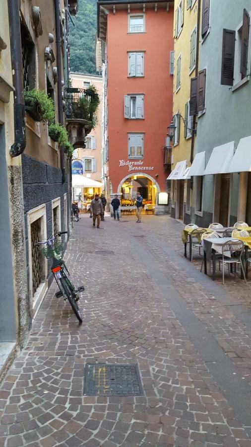 Appartamento Sunrise - Centro Storico N1 Riva del Garda Exterior photo